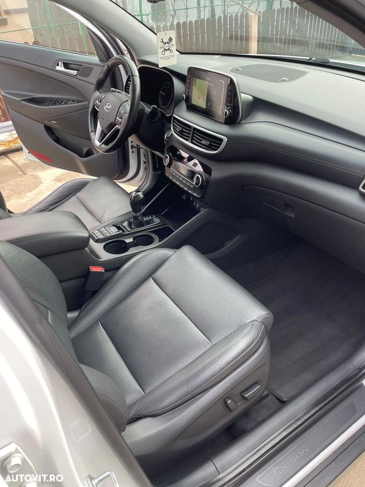 Hyundai Tucson 2.0 CRDI 4WD Automatik Style - 4