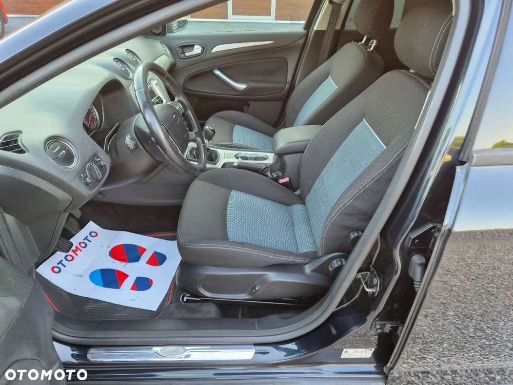 Ford Mondeo 2.0 TDCi Titanium - 13
