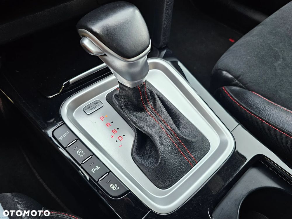 Kia ProCeed 1.6 T-GDI DCT7 OPF GT - 19