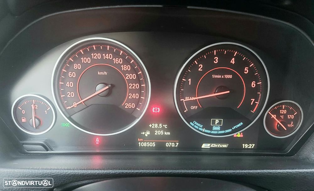 BMW 330 - 13