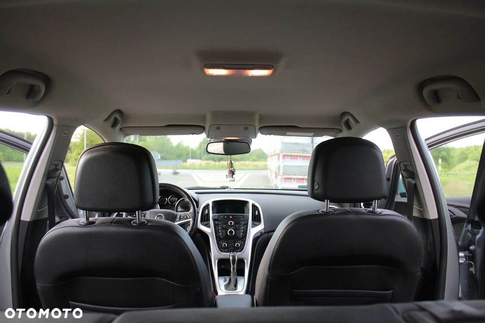 Opel Astra IV 1.6 Cosmo - 22
