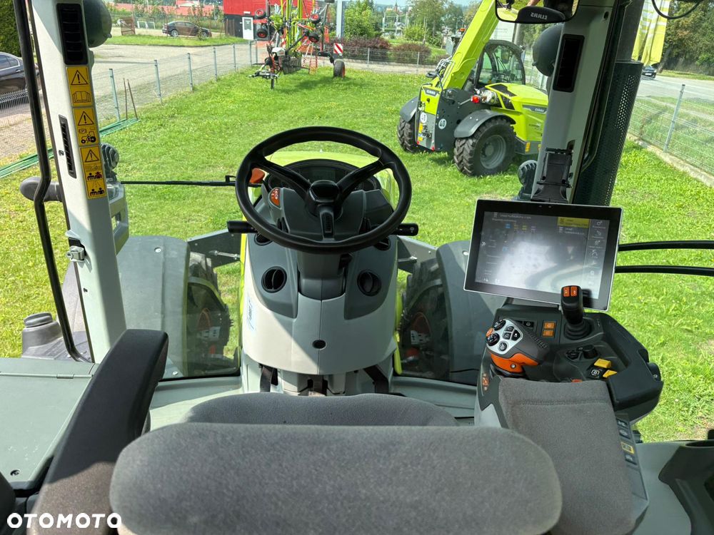 Claas AXION 810 CMATIC - 8