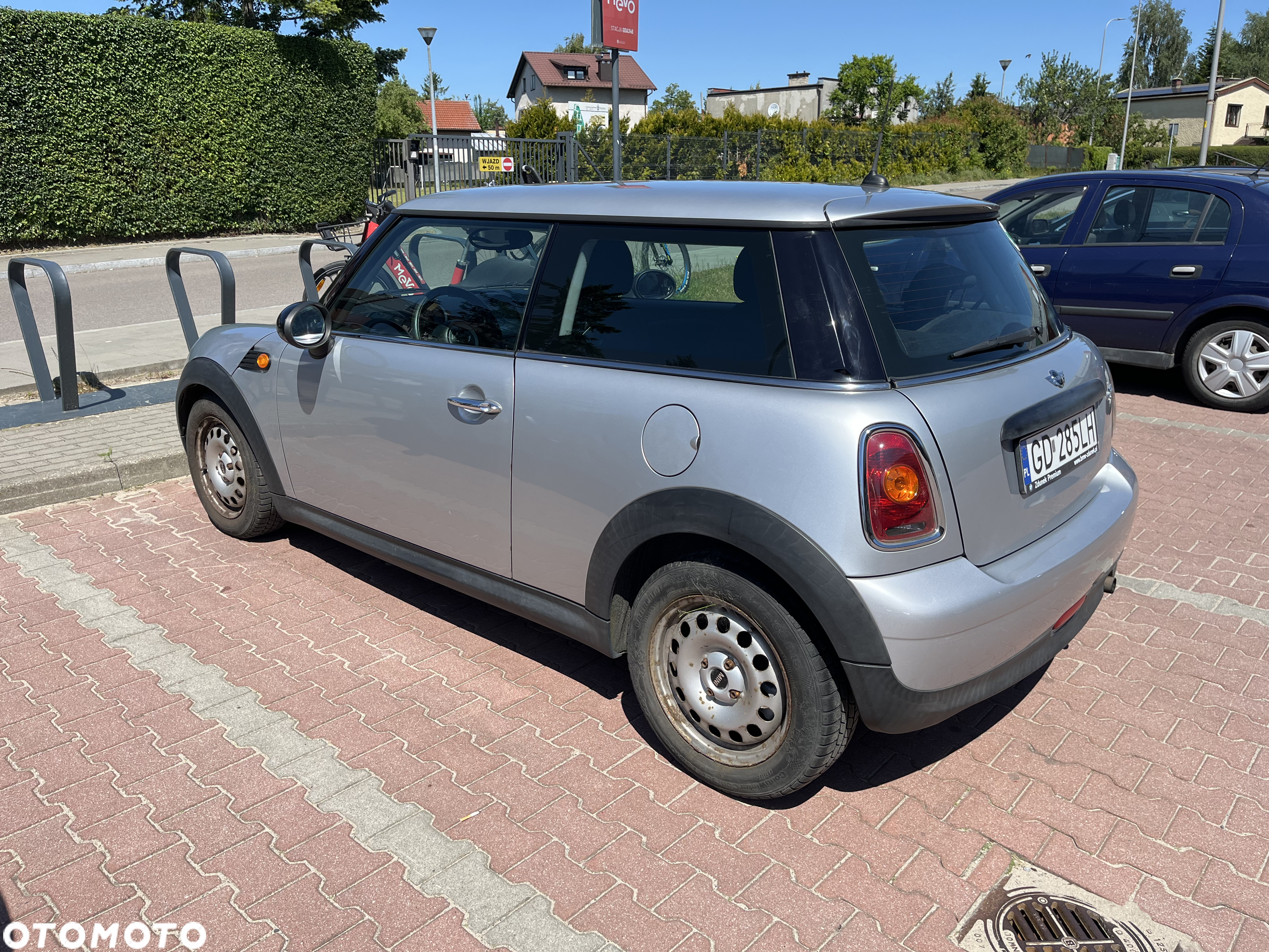 MINI ONE Standard - 3