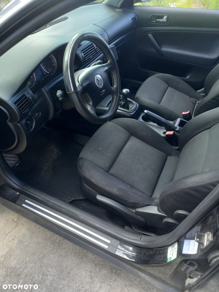 Volkswagen Passat - 7