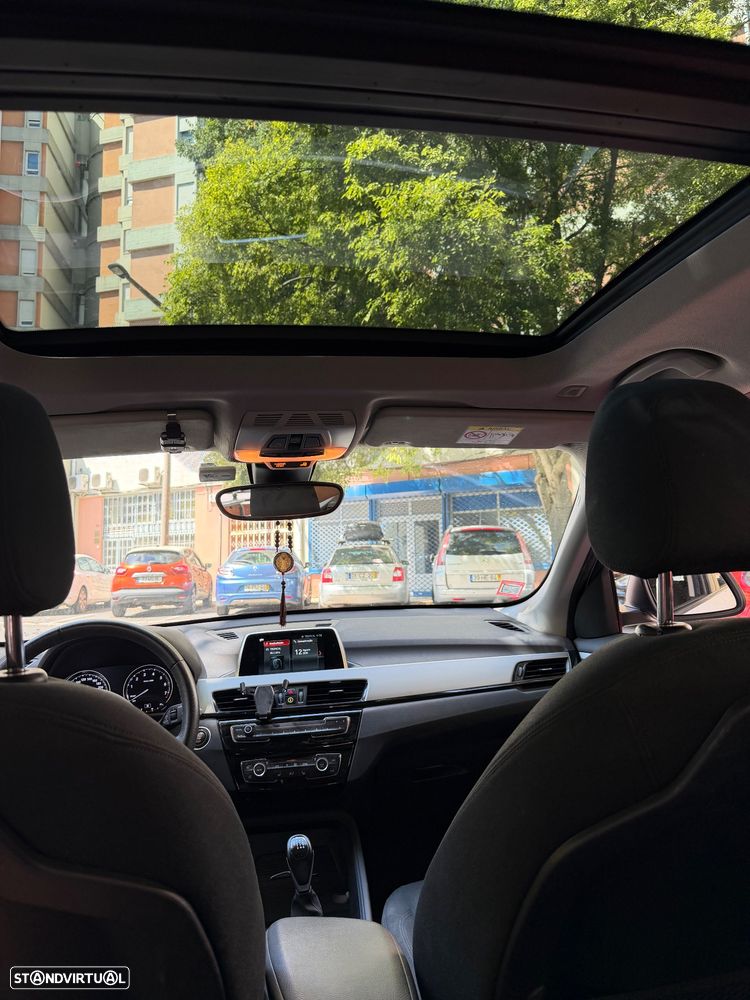 BMW X1 sDrive18i - 12
