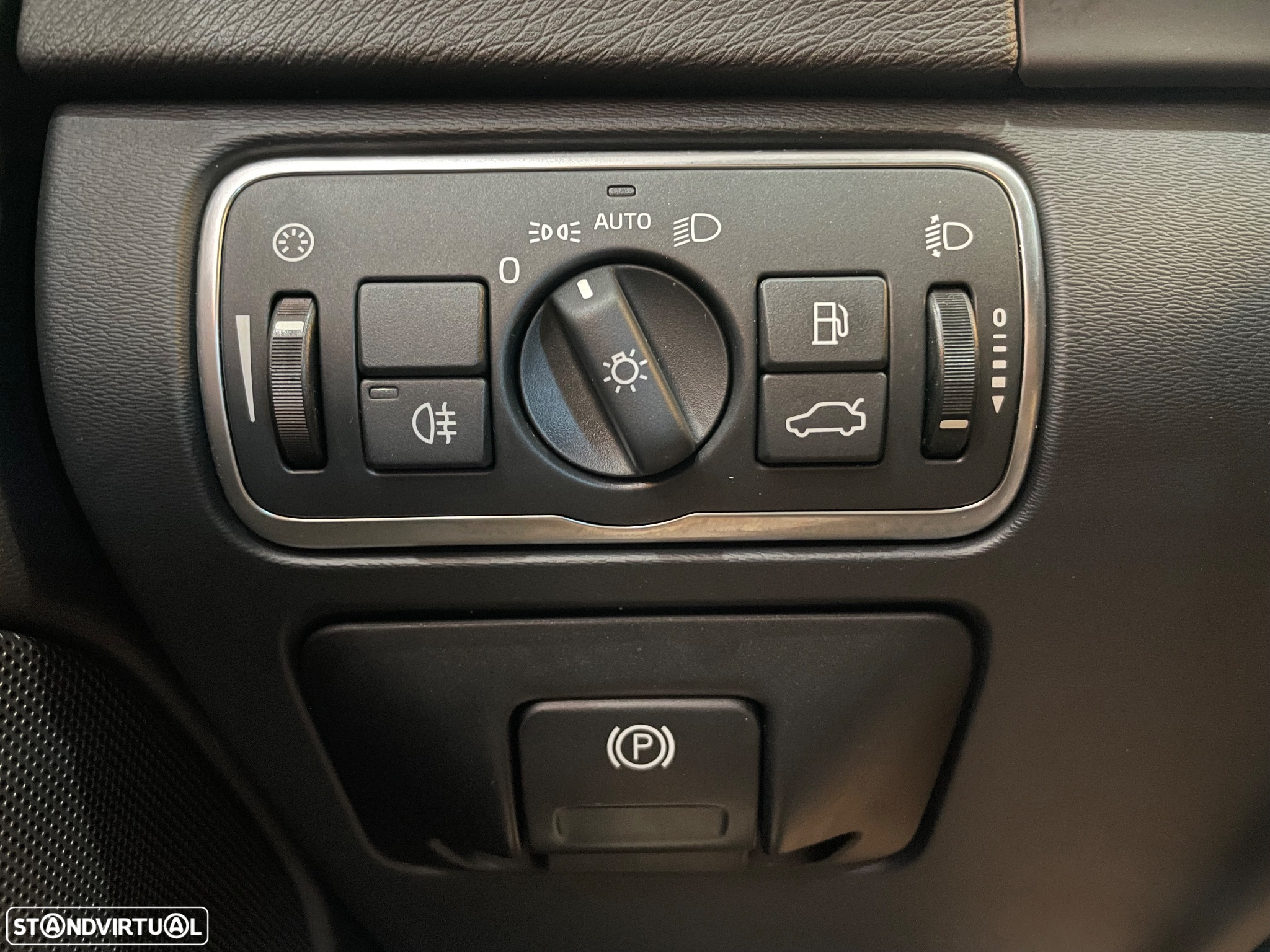 Volvo V60 2.0 D3 VOR Geartronic - 17