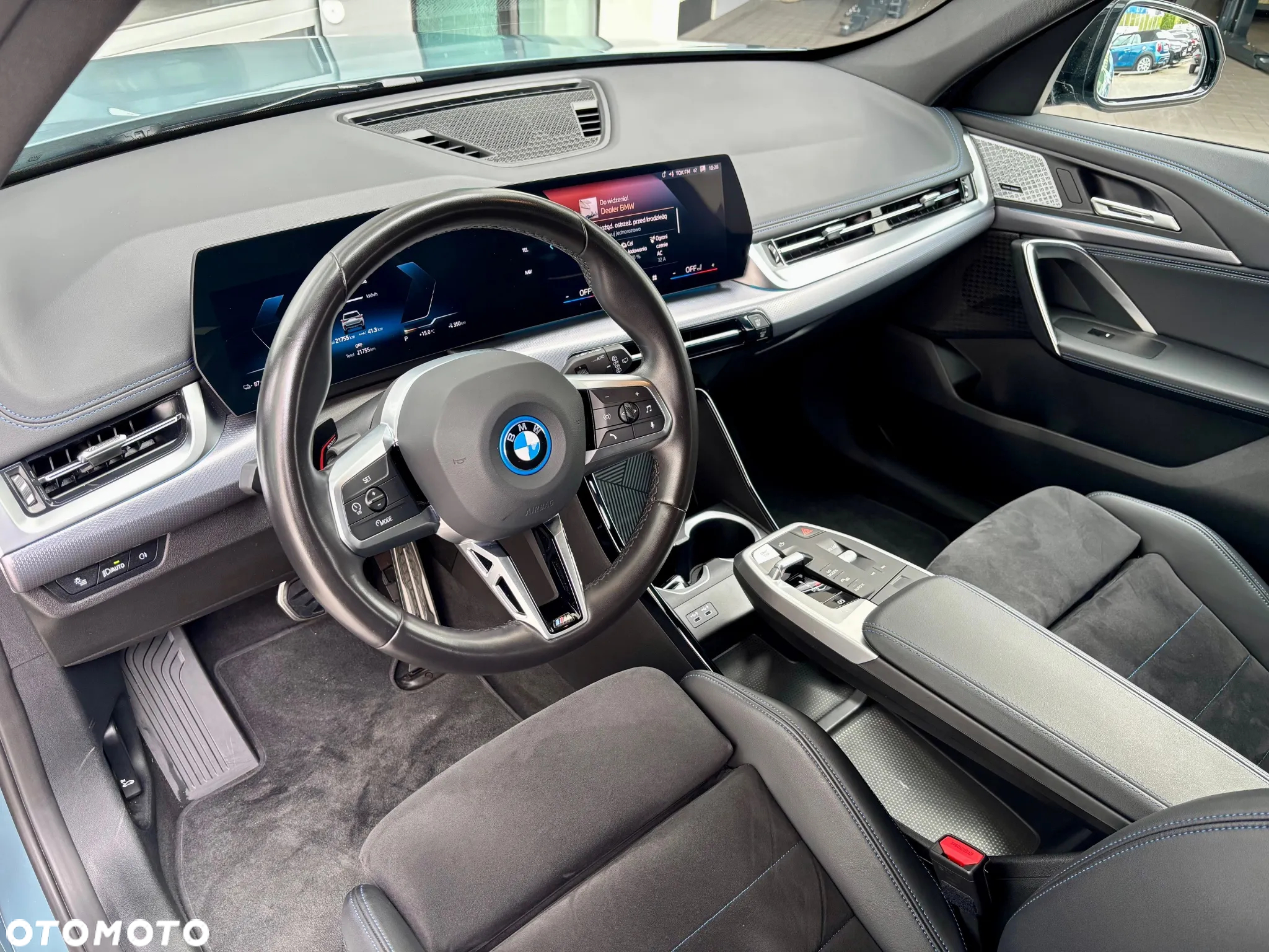 BMW iX1 xDrive30 66.5kWh M Sport Edition - 6