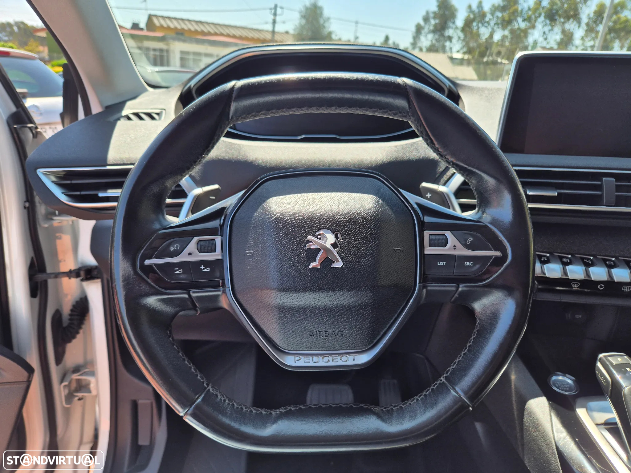 Peugeot 5008 1.5 BlueHDi Allure EAT8 - 16