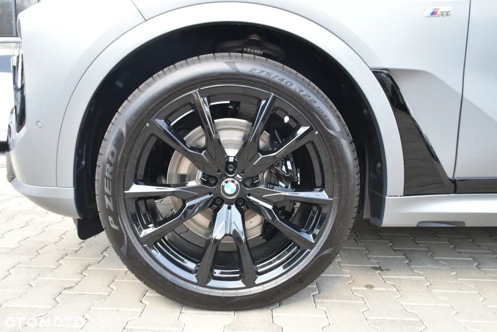 BMW X7 xDrive40d mHEV Individual Edition sport - 6