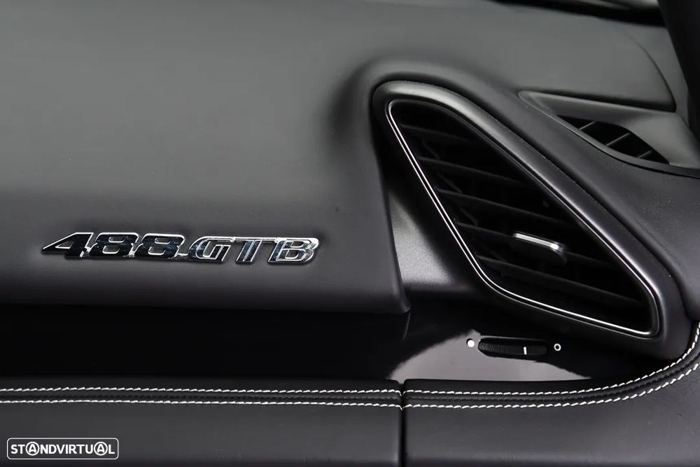 Ferrari 488 GTB - 19