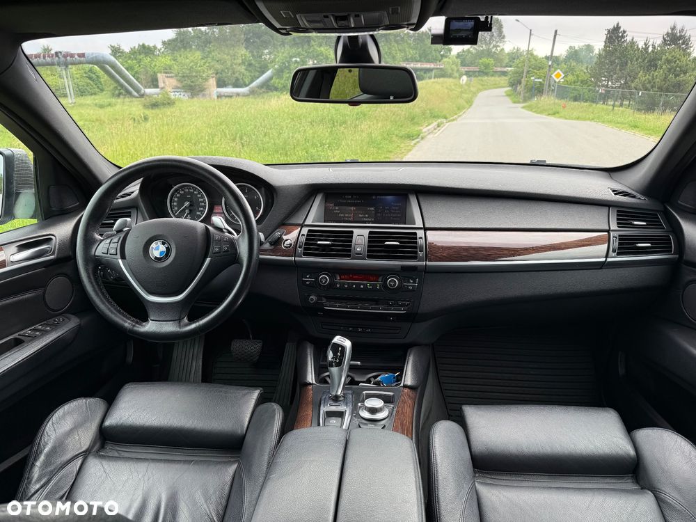 BMW X6 - 23