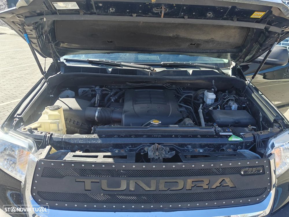Toyota Tundra - 10