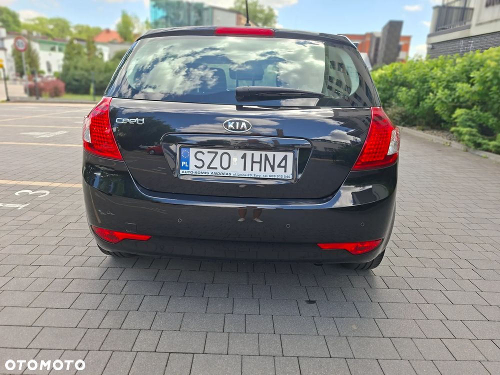 Kia Ceed 1.4 Comfort + - 8
