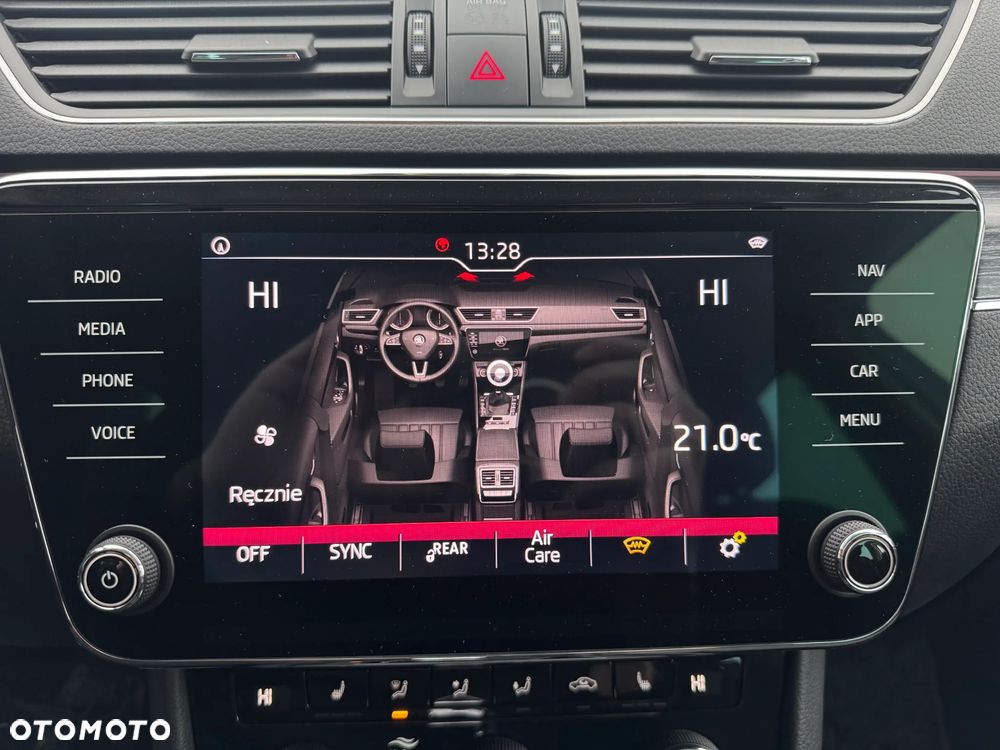 Skoda Superb 2.0 TDI DSG Ambition - 25