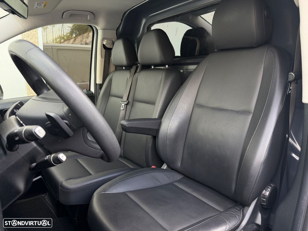 Mercedes-Benz Vito Longa Automática 2.0 IVA Nacional - 3