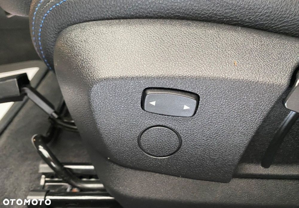 BMW Seria 1 - 23