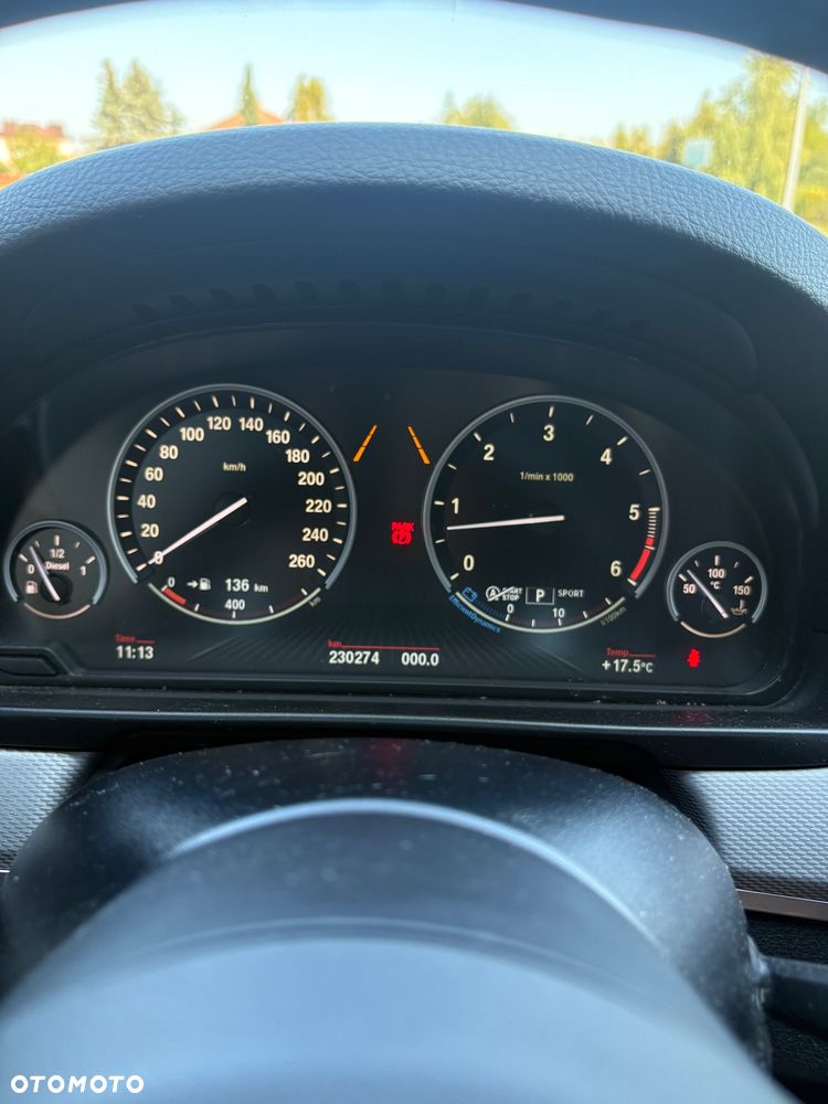 BMW Seria 5 530d xDrive - 22
