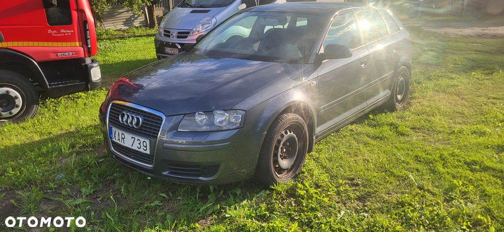 Audi A3 Sportback - 1