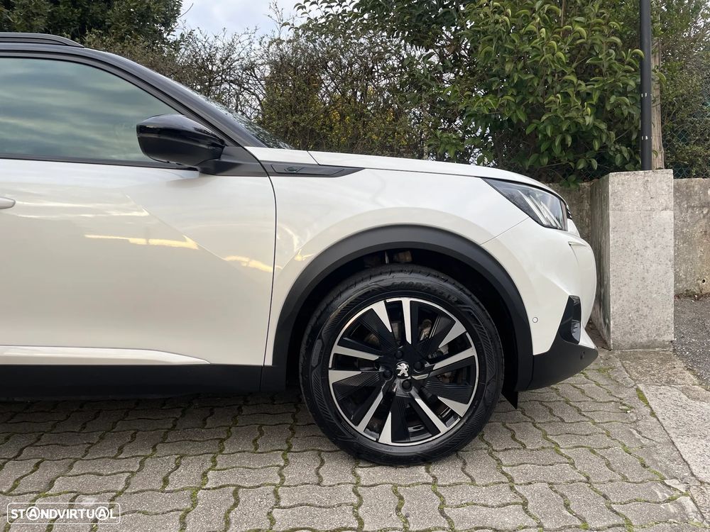 Peugeot e-2008 GT Pack - 12