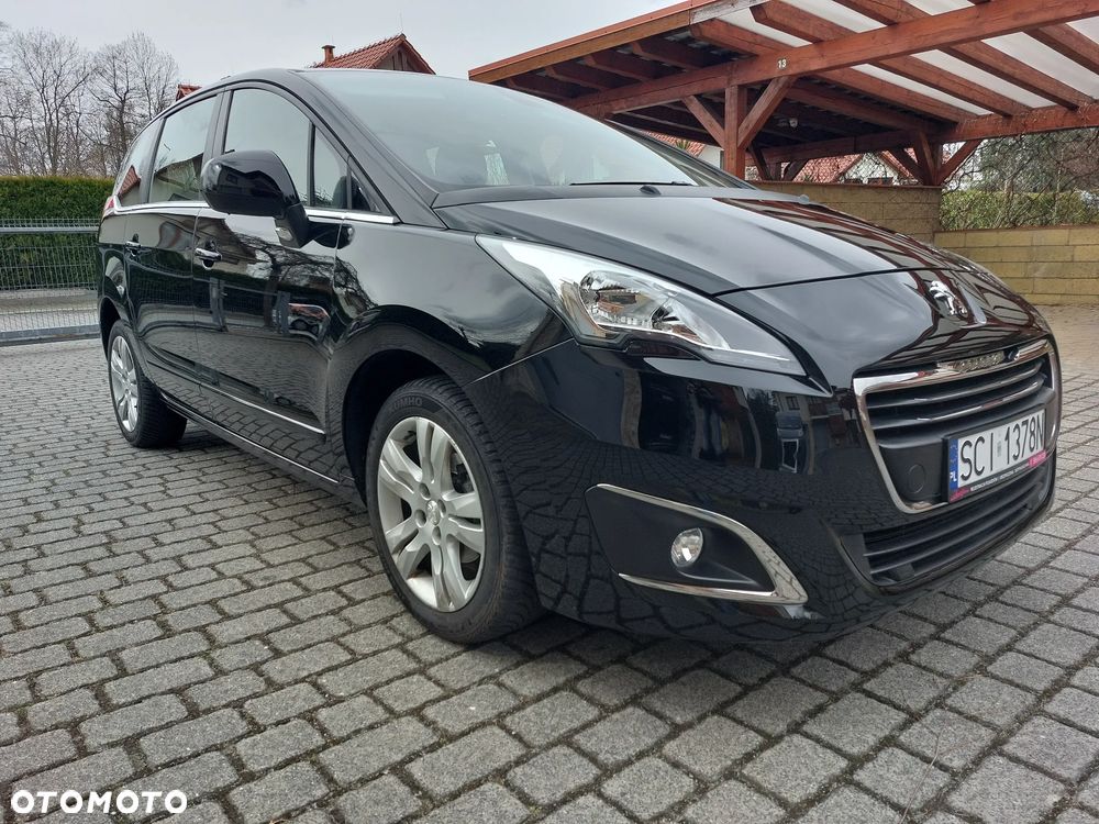 Peugeot 5008 HDI 115 Active - 15