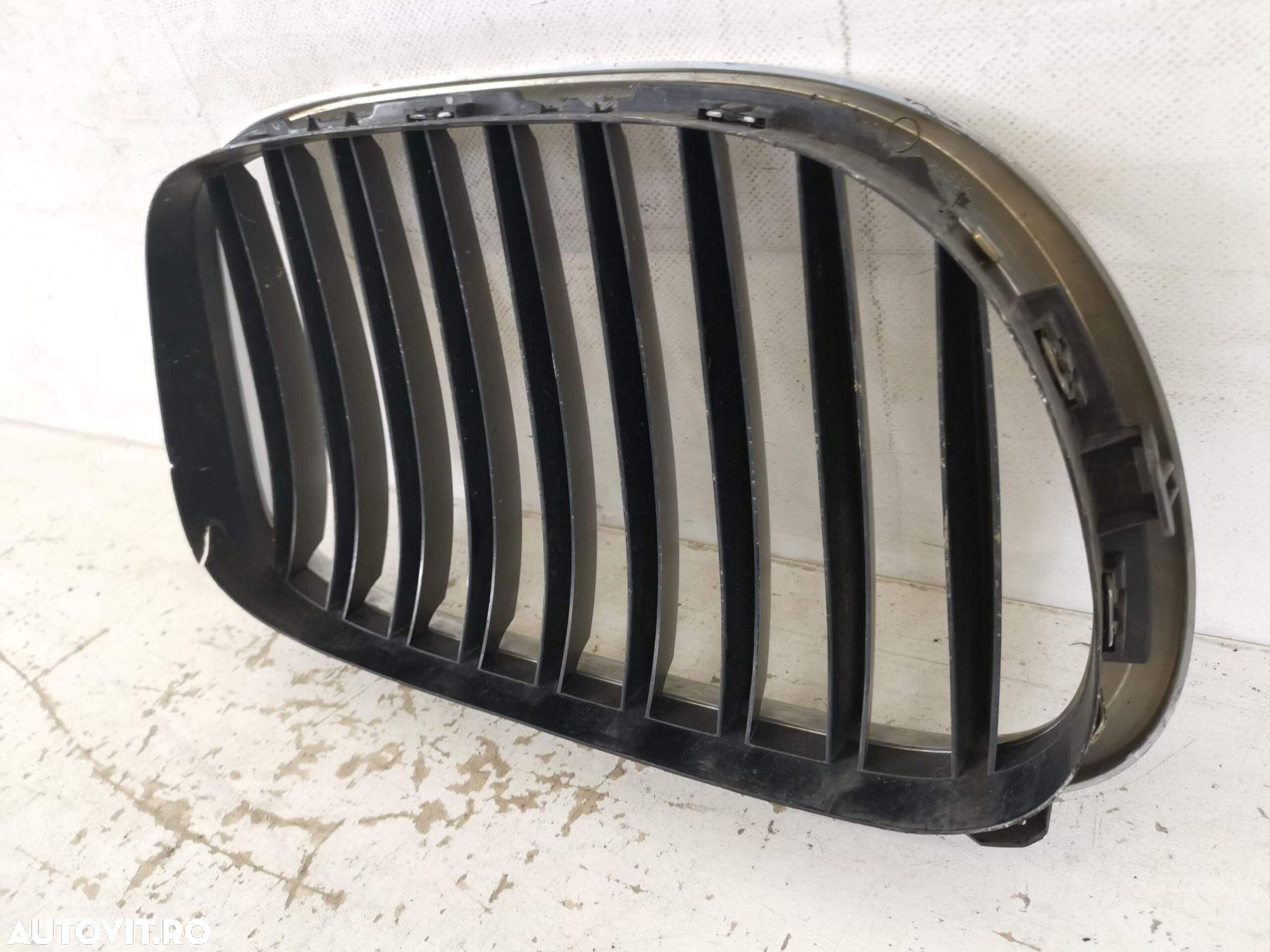 Grila Radiator Nara Stanga BMW Seria 7 F01/F02 2008 2009 2010 2011 201 - 6