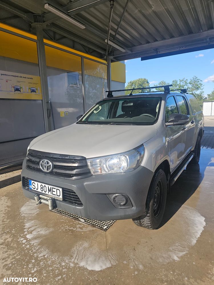 Toyota Hilux 4x4 Double Cab M/T Style - 11