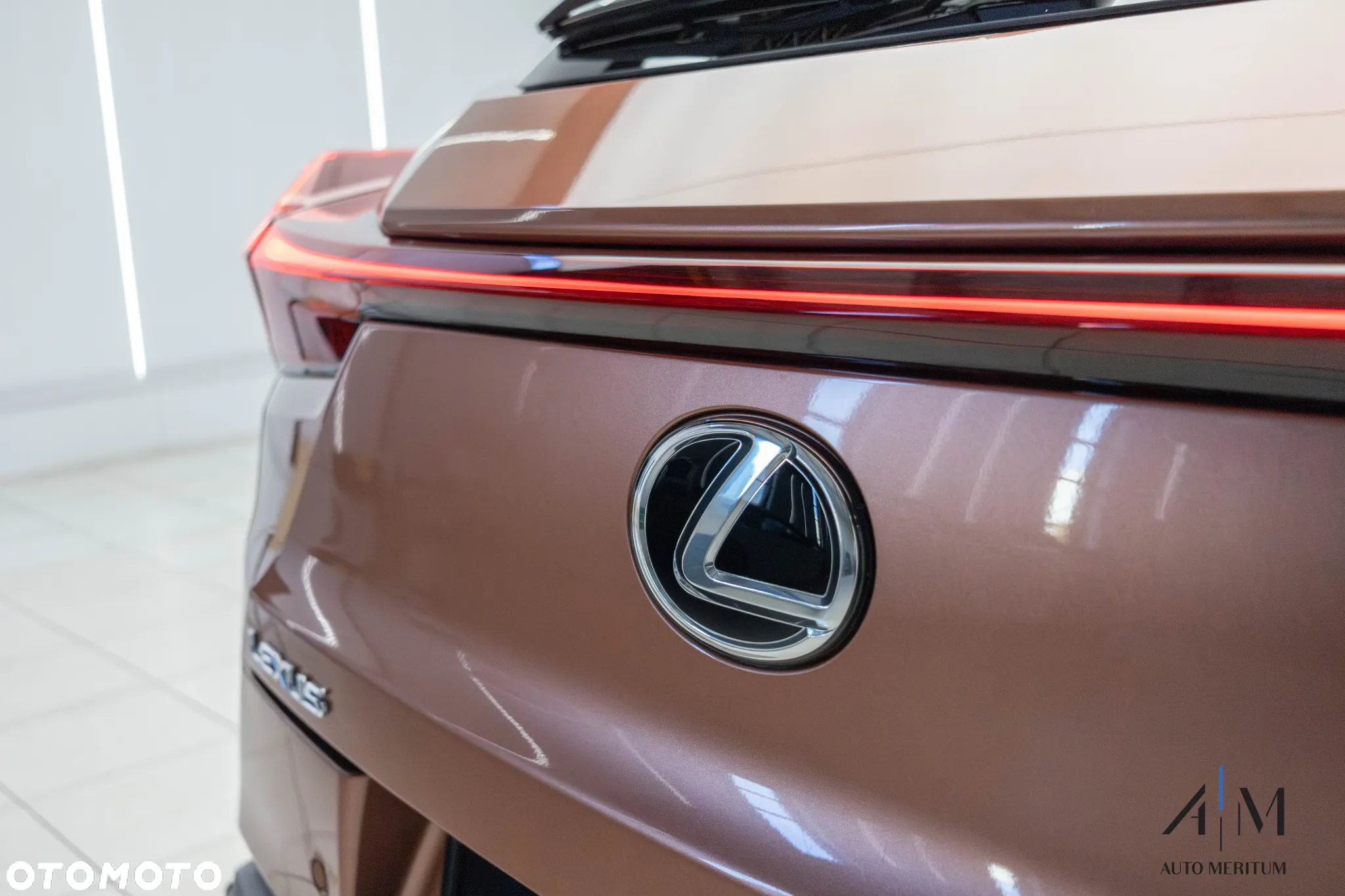 Lexus UX - 7