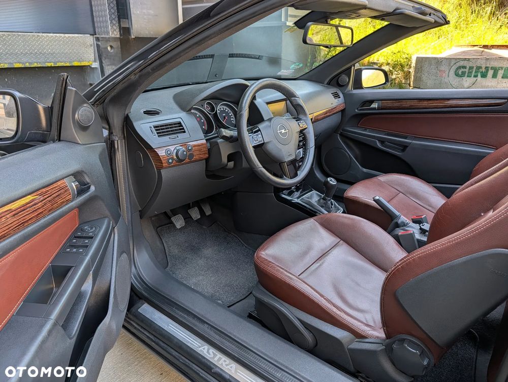 Opel Astra 1.9 CDTI Cosmo - 6