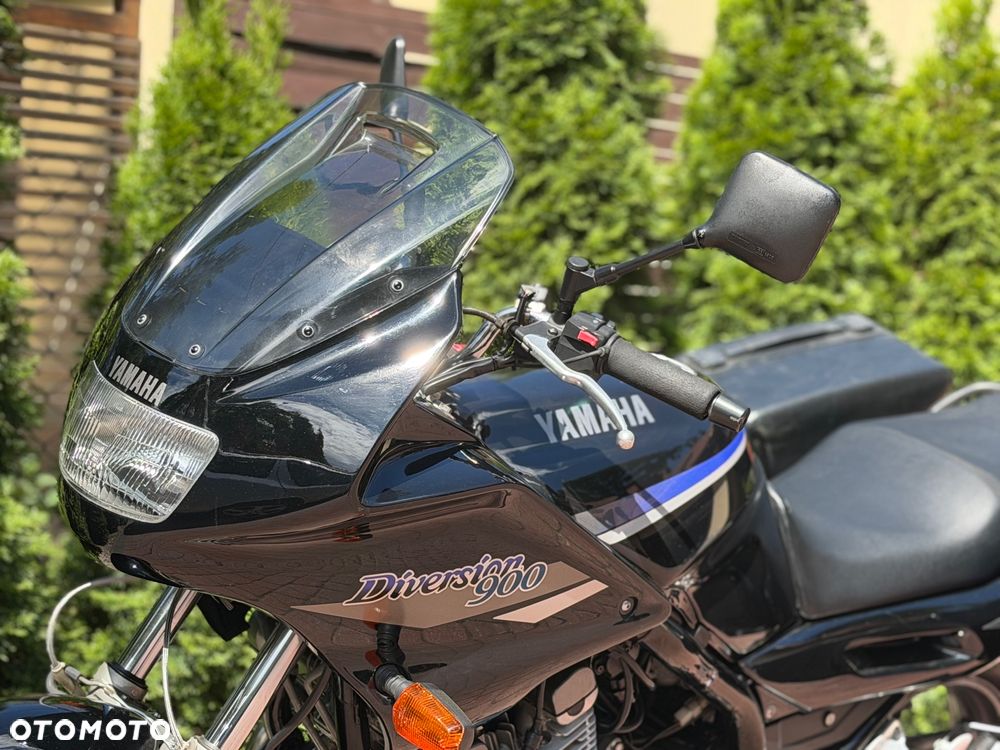 Yamaha XJ - 18