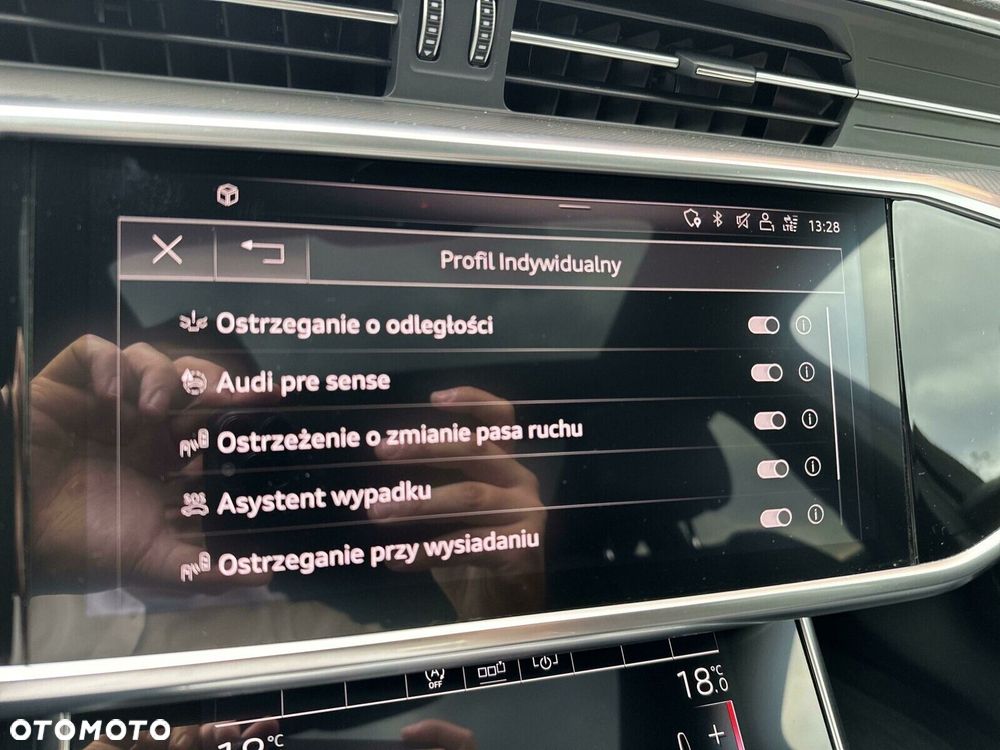 Audi A6 Avant - 30