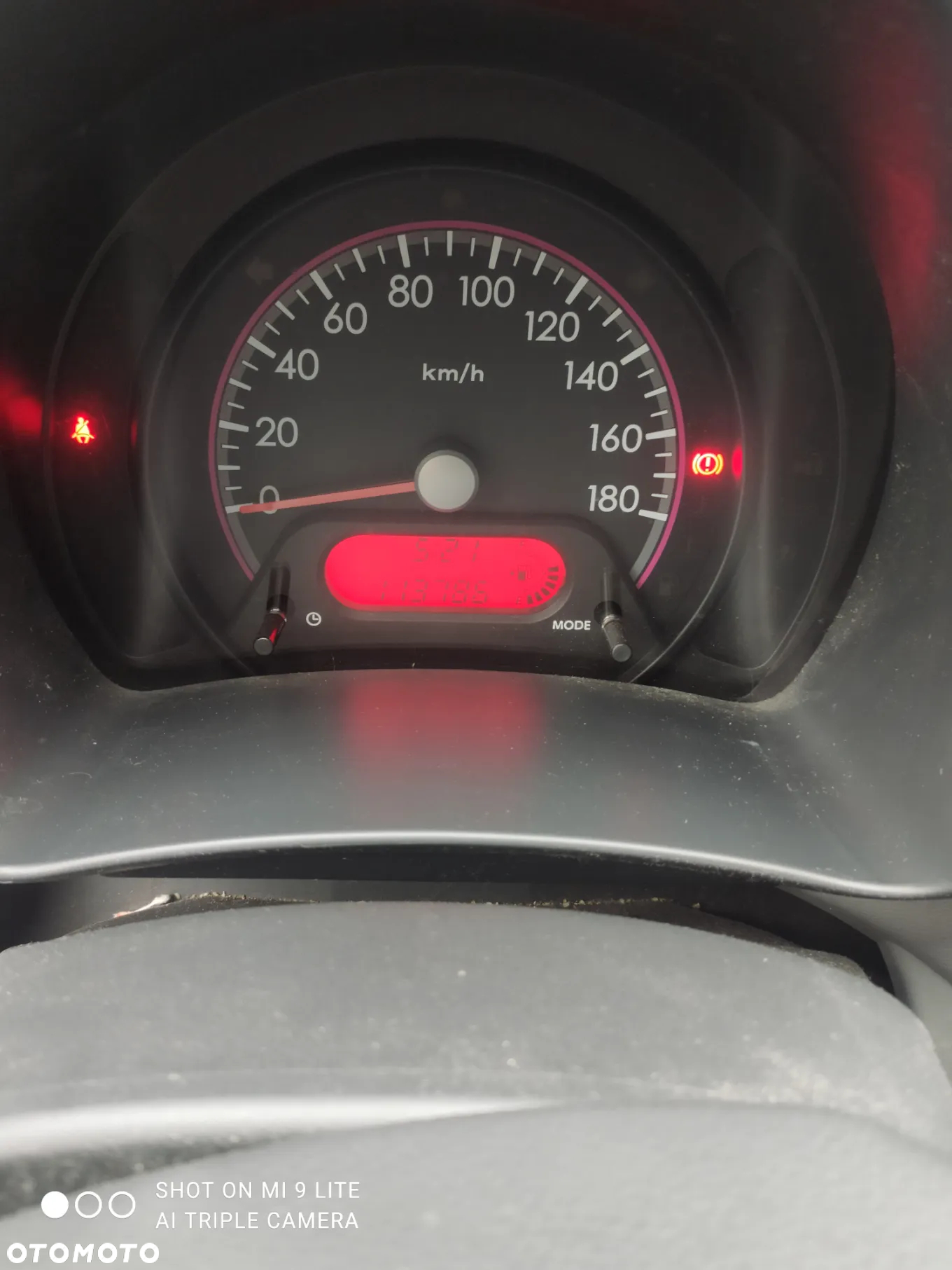Nissan Pixo - 3