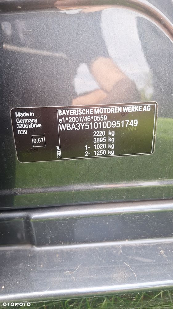 BMW 3GT 320d Sport Line - 13