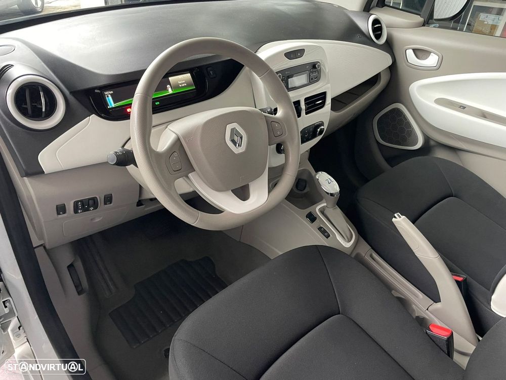 Renault Zoe - 21
