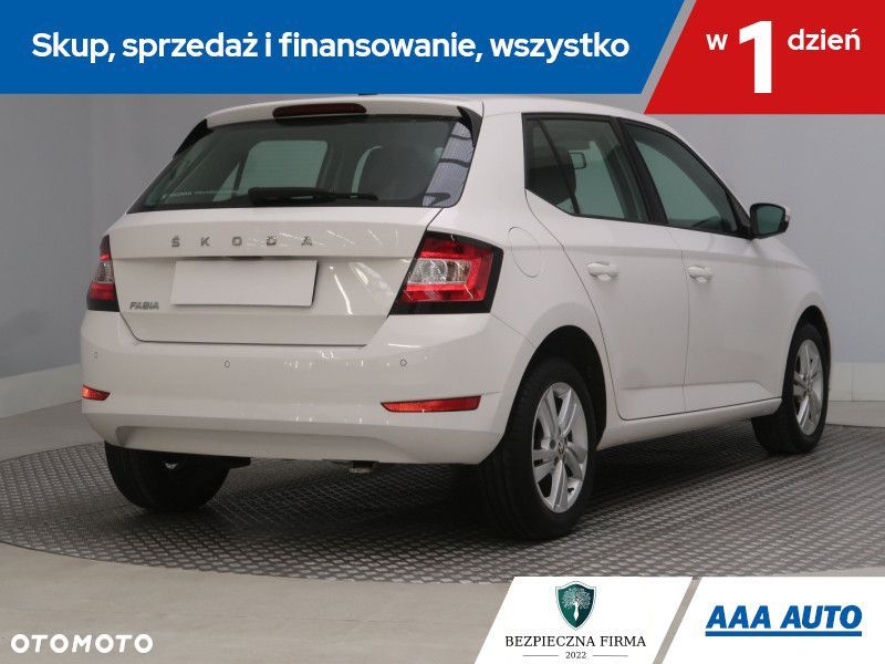 Skoda Fabia - 7