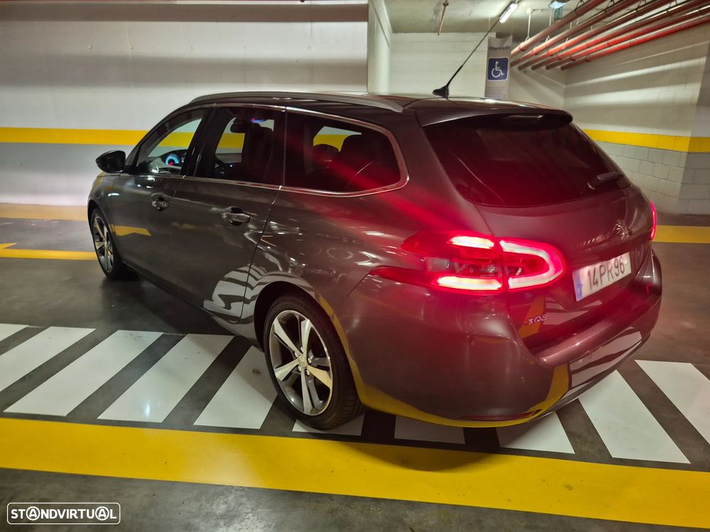 Peugeot 308 SW 1.6 e-HDi Allure - 16