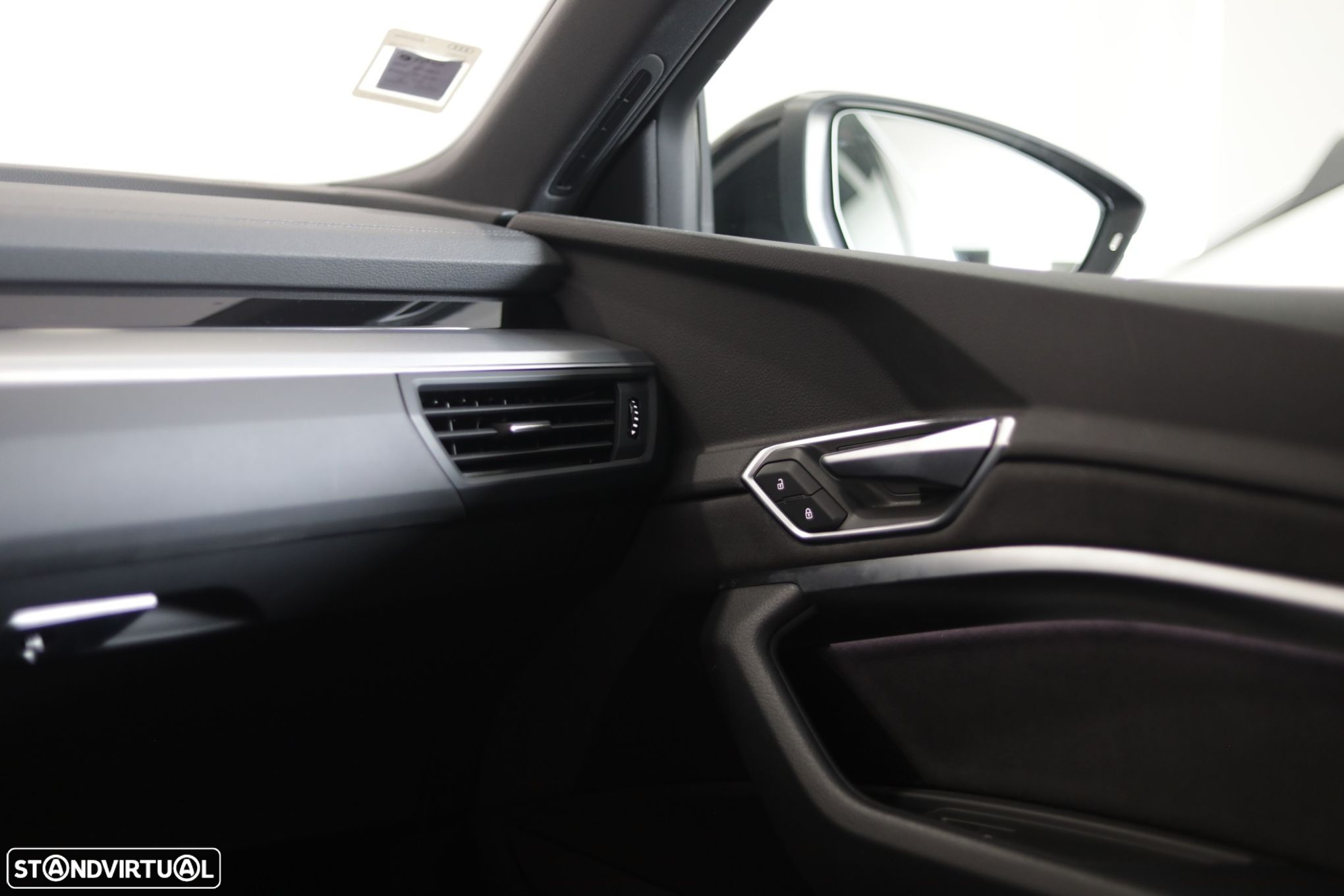 Audi e-tron 55 quattro S line - 38
