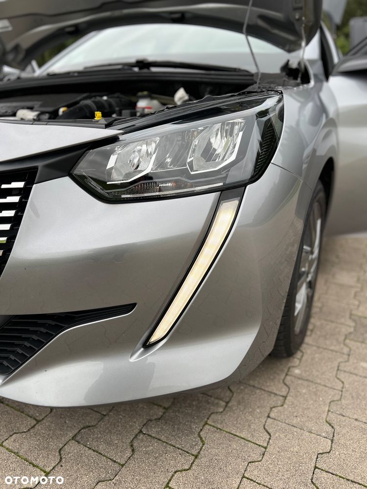 Peugeot 208 PureTech 100 EAT8 Allure Pack - 18