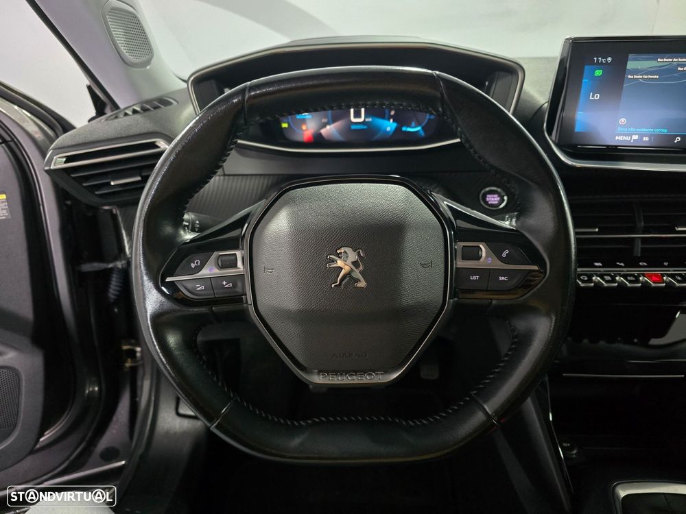 Peugeot 2008 1.2 PureTech Allure - 12