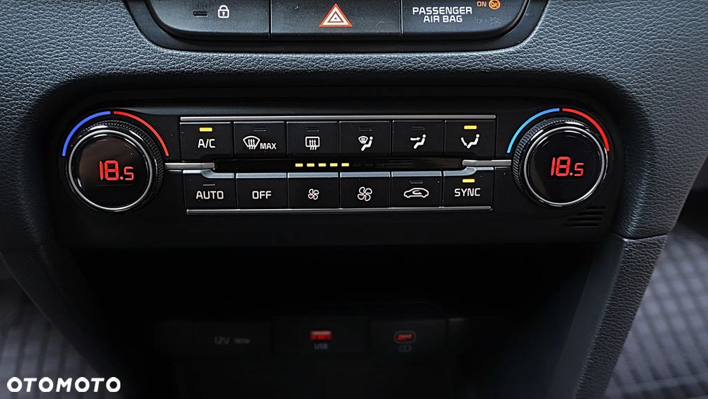 Kia Ceed 1.5 T-GDI M - 23