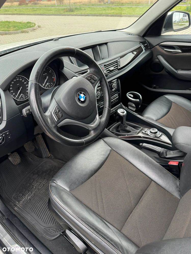 BMW X1 sDrive18d - 9