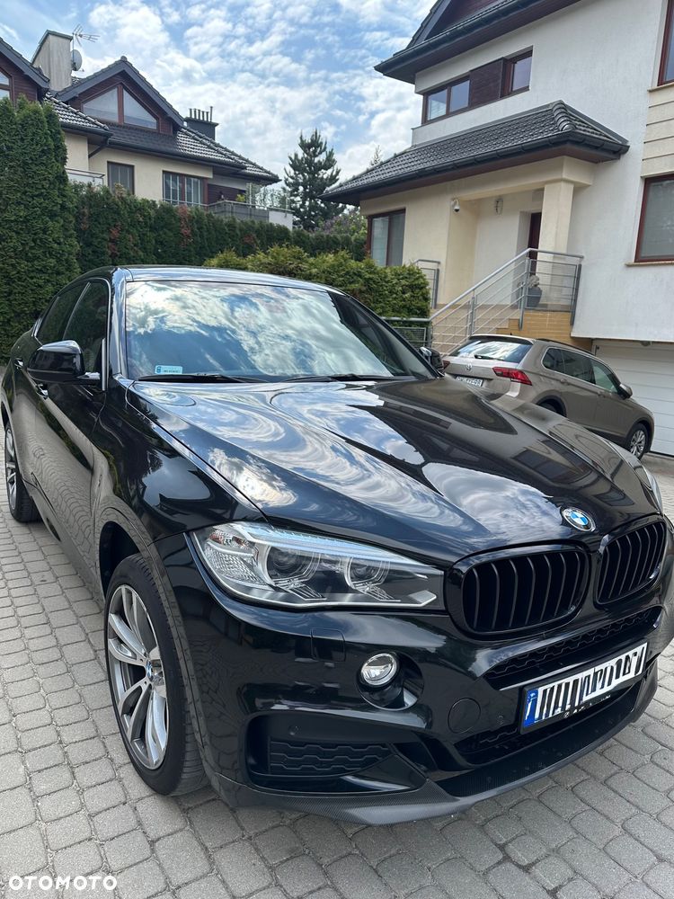 BMW X6 xDrive40d - 11
