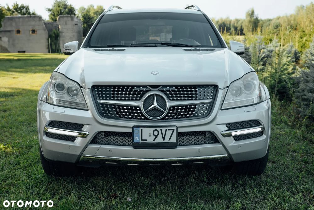 Mercedes-Benz GL 500 - 1
