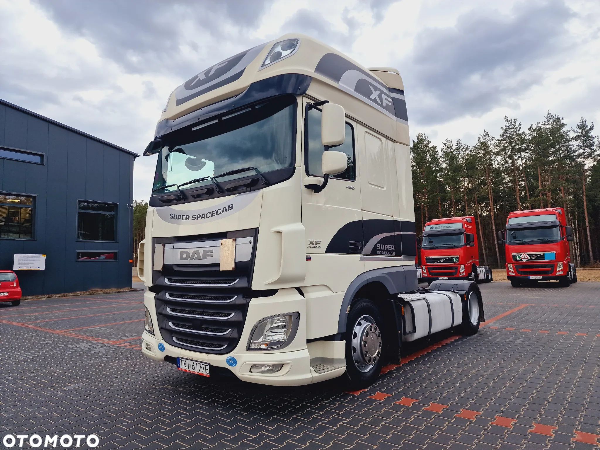 DAF XF 106 460 * EURO 6 * Super Space Cab * automat * LOW DECK * MEGA - 1
