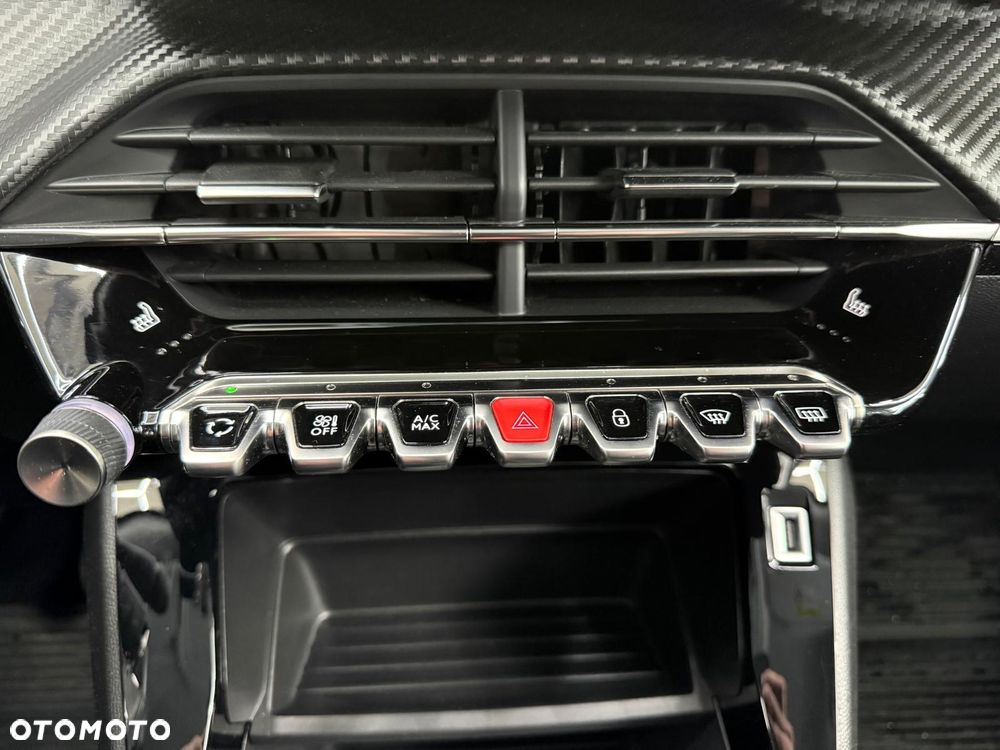 Peugeot 2008 PureTech 100 Style - 22