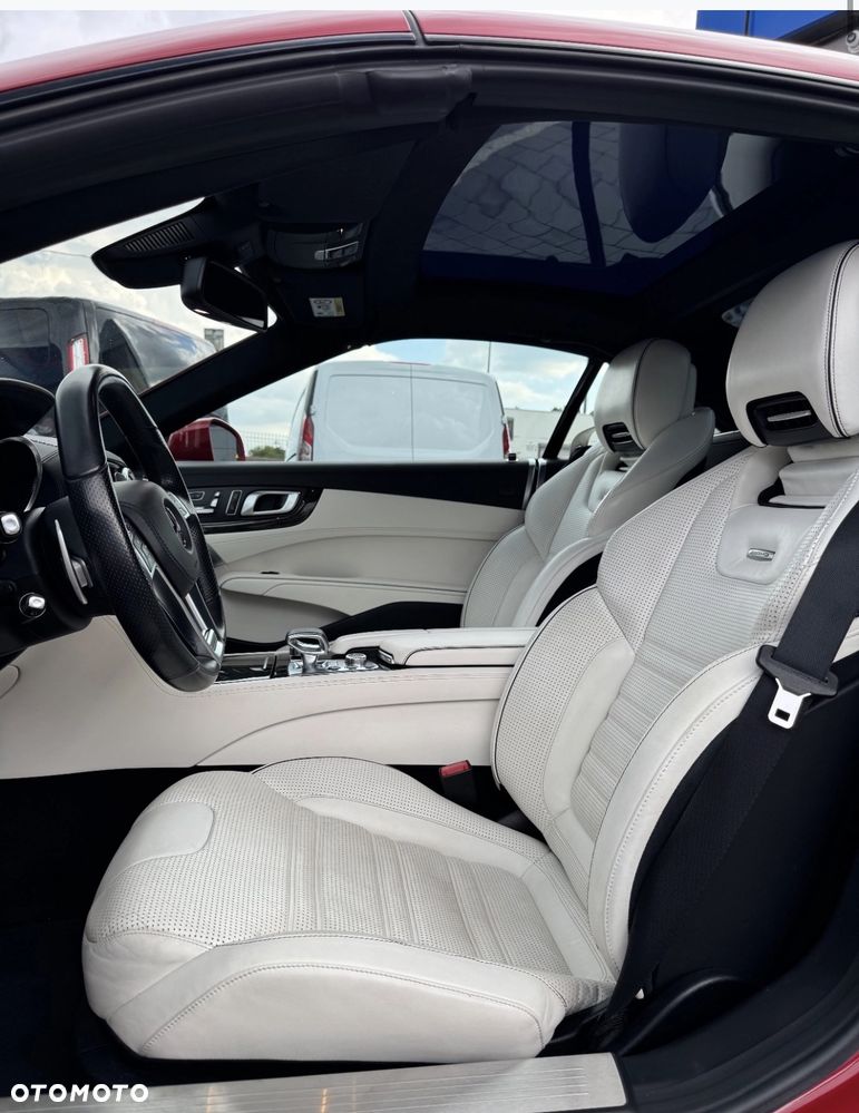 Mercedes-Benz SL 63 AMG - 17