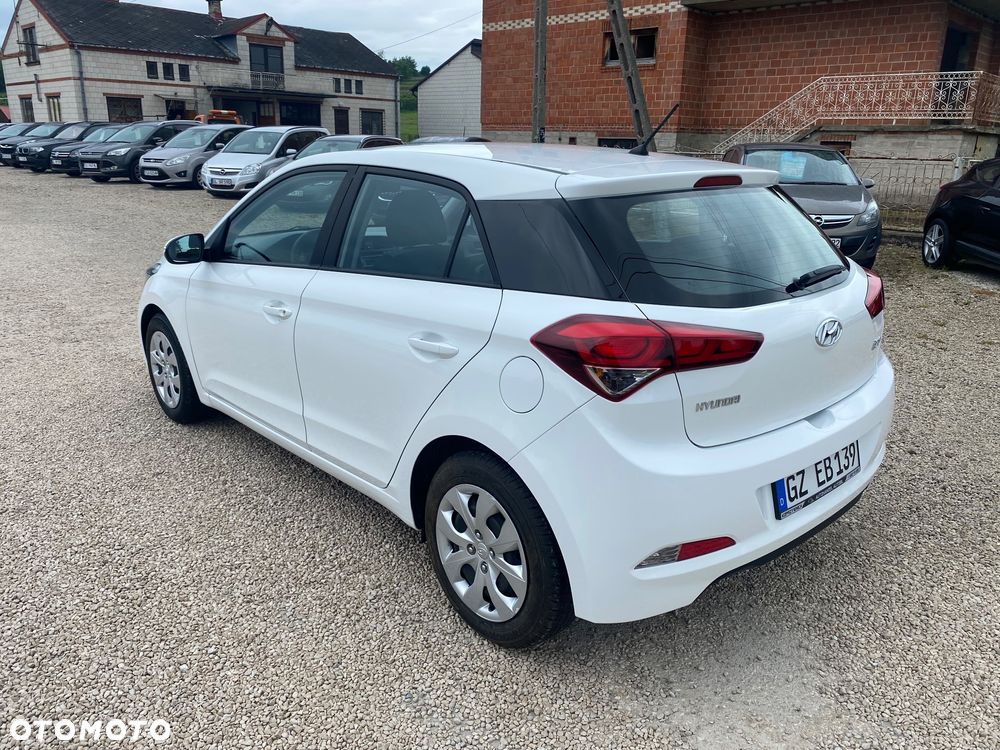 Hyundai i20 1.2 Classic Plus - 13