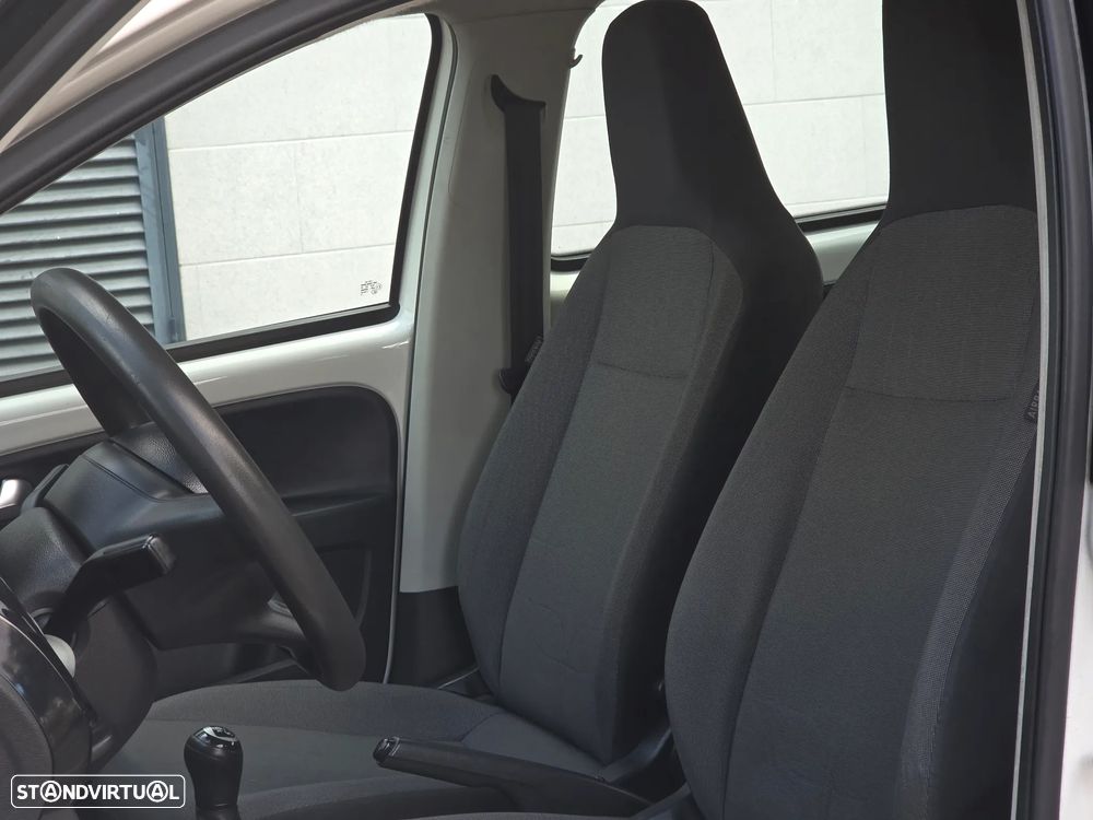 VW Up! 1.0 BlueMotion Move - 10