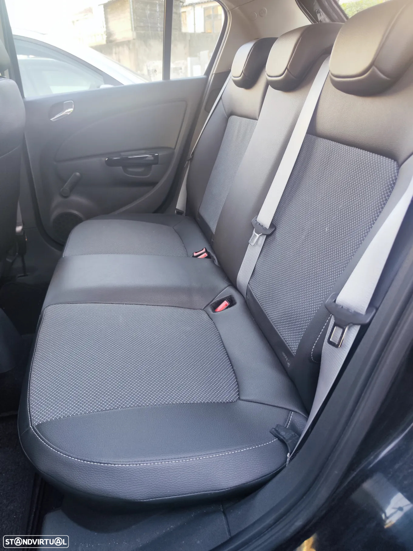 Opel Corsa 1.2 Cosmo - 11