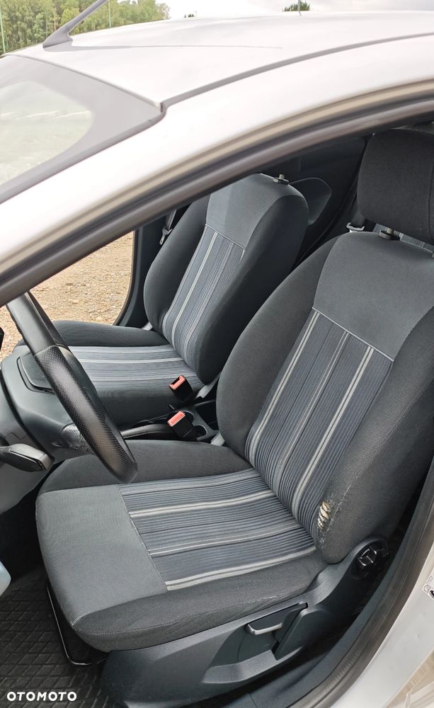Ford Fiesta 1.4 TDCI - 28