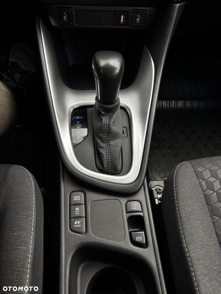 Toyota Yaris - 19